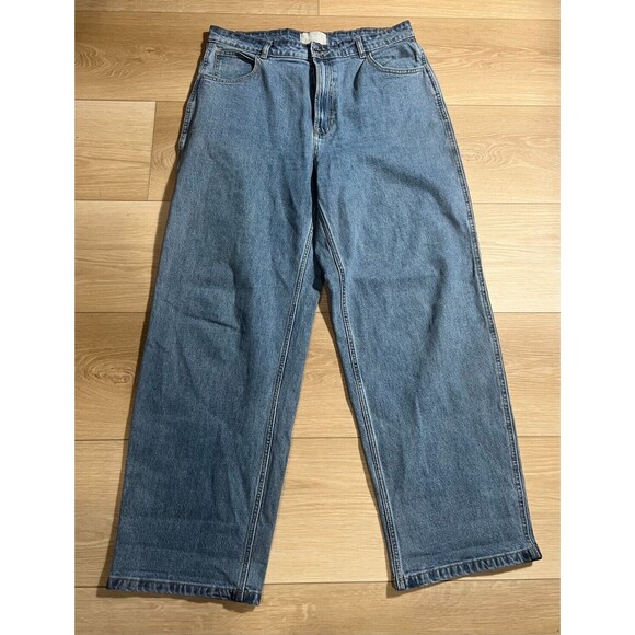 Classic Blue Women's Jeans - Picture 1 of 6